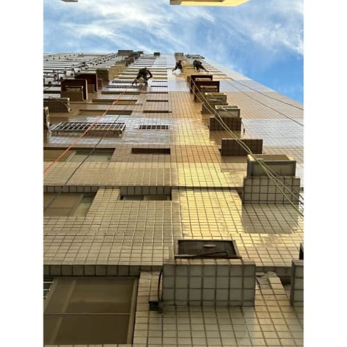 外牆透明聚脲施工