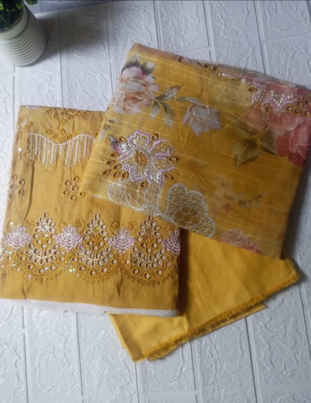 Embroidery Lawn 3pc 3