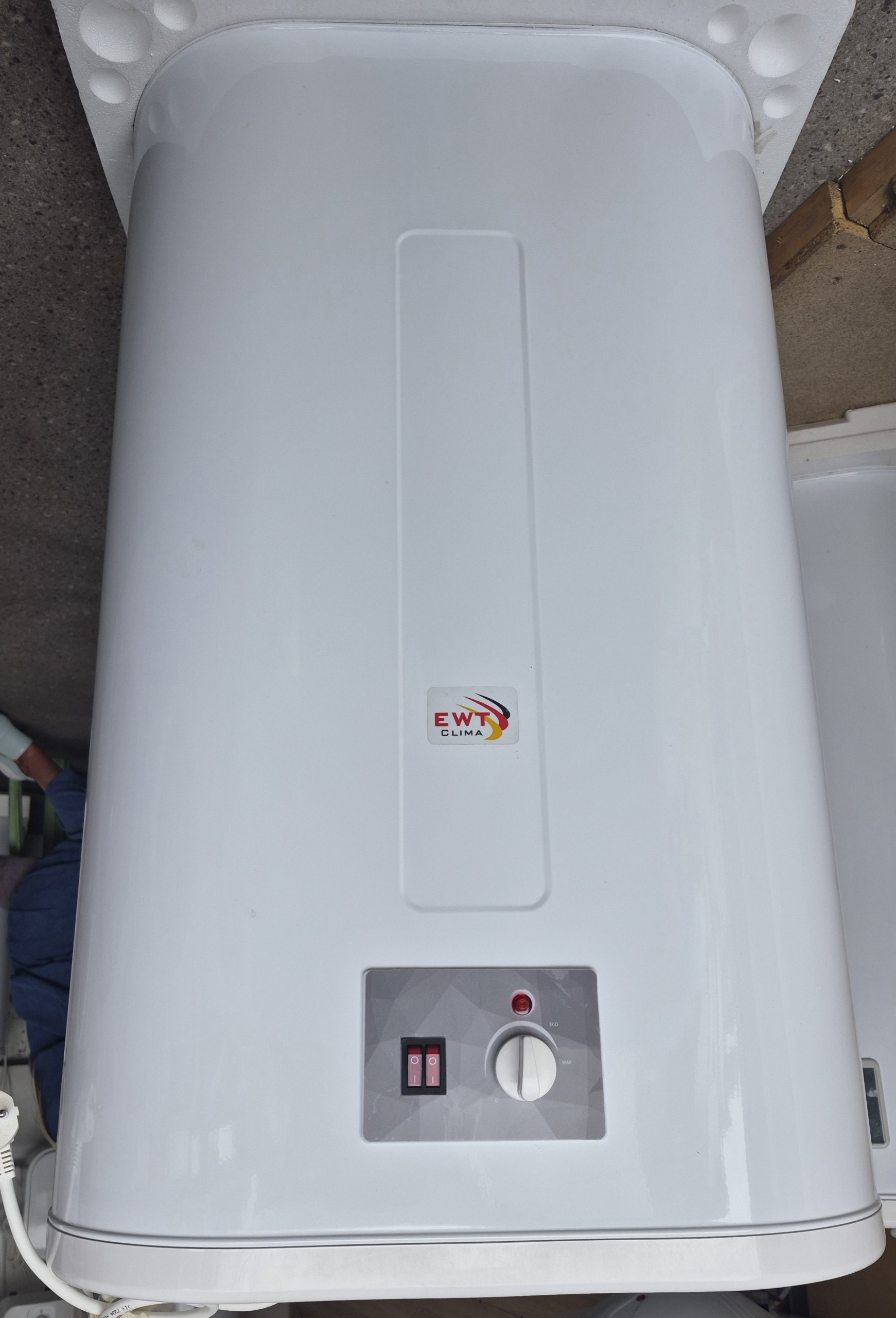 EWT CLIMA Flach AWH/M 80