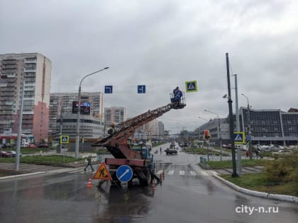 В Новокузнецке у «Кометы» демонтировали новые дорожные знаки, запутавшие автомобилистов (ФОТО, ВИДЕО)