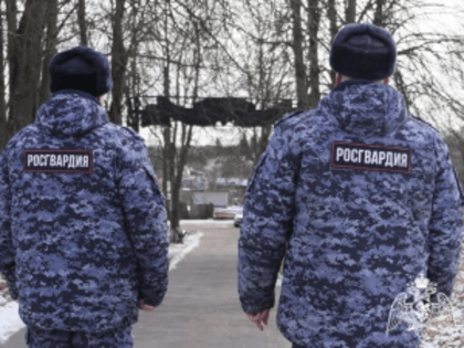 За минувшие выходные росгвардейцы отреагировали на 46 сигналов, сопряженных с риском для жизни