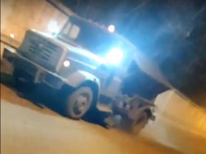 Новокузнечанам не нравится ночная уборка улиц без воды (ВИДЕО)