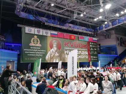 Казаки Калтана приняли участие во всероссийских соревнования по мечевому бою