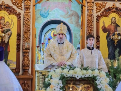 Епископ Владимир возглавил Божественную литургию и чин великого освящения воды в Преображенском соборе