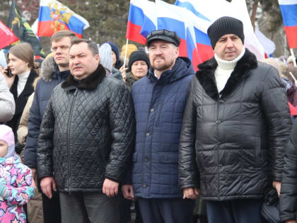 #СвоихНеБросаем