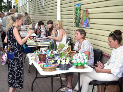 В Кемерове прошел  III городской фестиваль частных коллекций «АРХИфест-2024», посвященный Году семьи