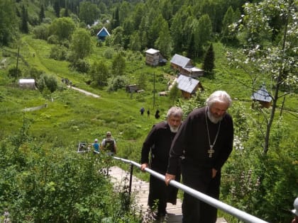 В Таштагольском благочинии состоялся ежегодный крестный ход-езд на 516-й километр
