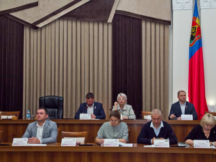 О депутатских наказах на слушаниях