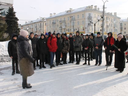 Прошлое, что в памяти храним…