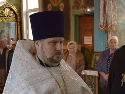 Епископ Новокузнецкий и Таштагольский Владимир возглавил Великую Рождественскую вечерню в храме пророка Божия Илии г. Осинники