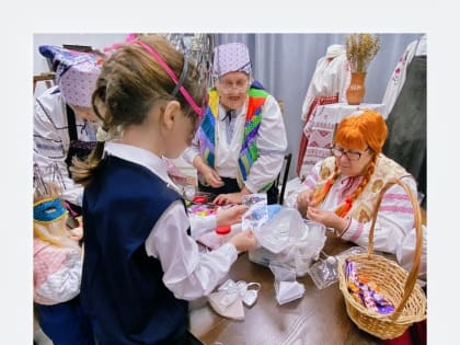 «Колядуют все!»