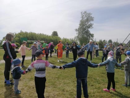 Тайгинские единороссы провели «День друзей»