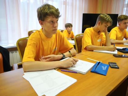 На базе подмосковного детского санатория «Поляны» состоялось открытие Летней олимпиадной школы Фонда Андрея Мельниченко