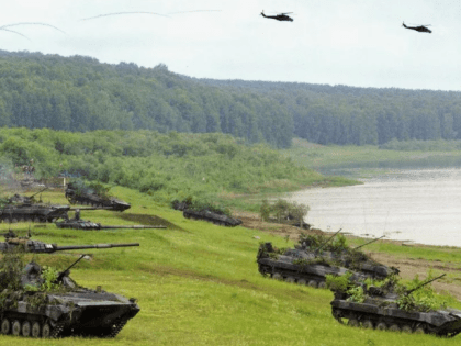 Запрещен проход и проезд на территорию полигона