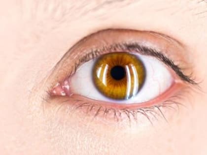 В Сибири пенсионерка пришла в клинику за помощью, и ей ампутировали глаз