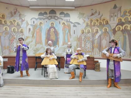 Юрий Скворцов: "Святочные мероприятия дают уникальную возможность прикоснуться к традициям и обычаям русского народа"