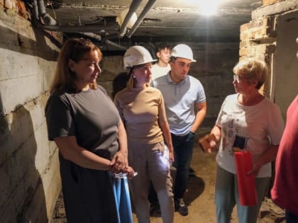 Депутаты кузбасского Парламента проверили подвалы и чердаки домов