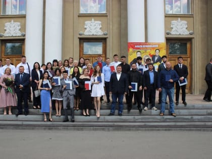 3 июля в ДК «Победа» состоялась торжественная церемония вручения дипломов выпускникам ЮТИ ТПУ