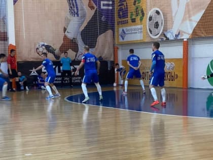 Сиб-Транзит наступает - вторая игровая неделя Чемпионата Кузбасса по мини-футболу