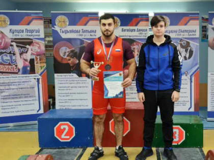 Мысковчане успешно выступили на Кубке Кузбасса по тяжелой атлетике