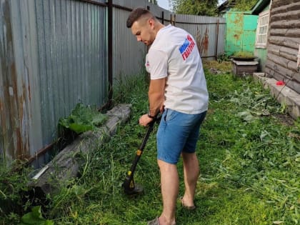 В Прокопьевске волонтеры «Молодой Гвардии» помогли семье участника СВО