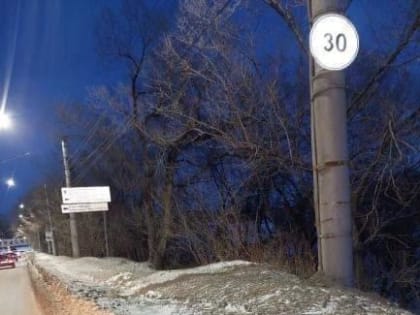 Новокузнецкие дорожники сделали Запсибовский мост непригодным для пешеходов (ФОТО)