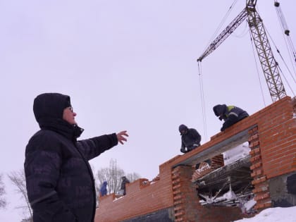 Стройка идёт полным ходом