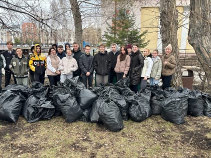 Молодогвардейцы Кузбасса приняли участие в массовом субботнике