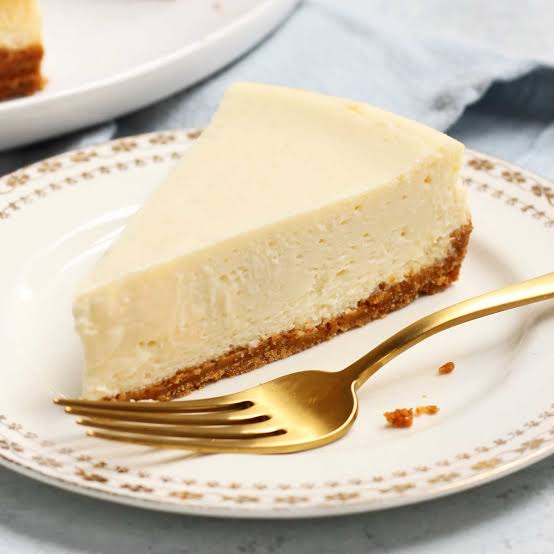 Classic Vanilla Cheesecake