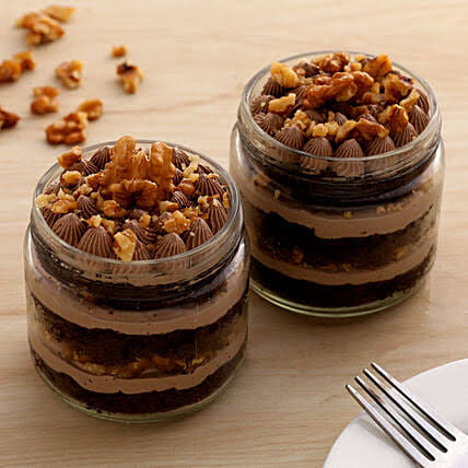 Walnut Caramel Jar Cake