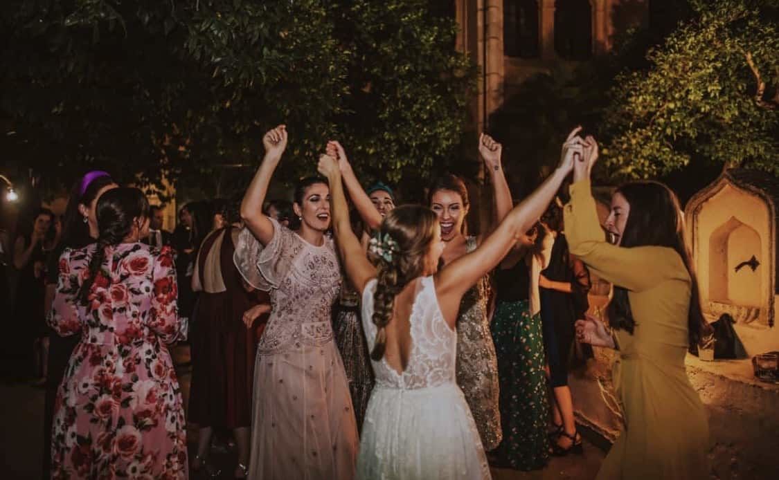 la novia perfecta con nuestro vestido atelier en valencia