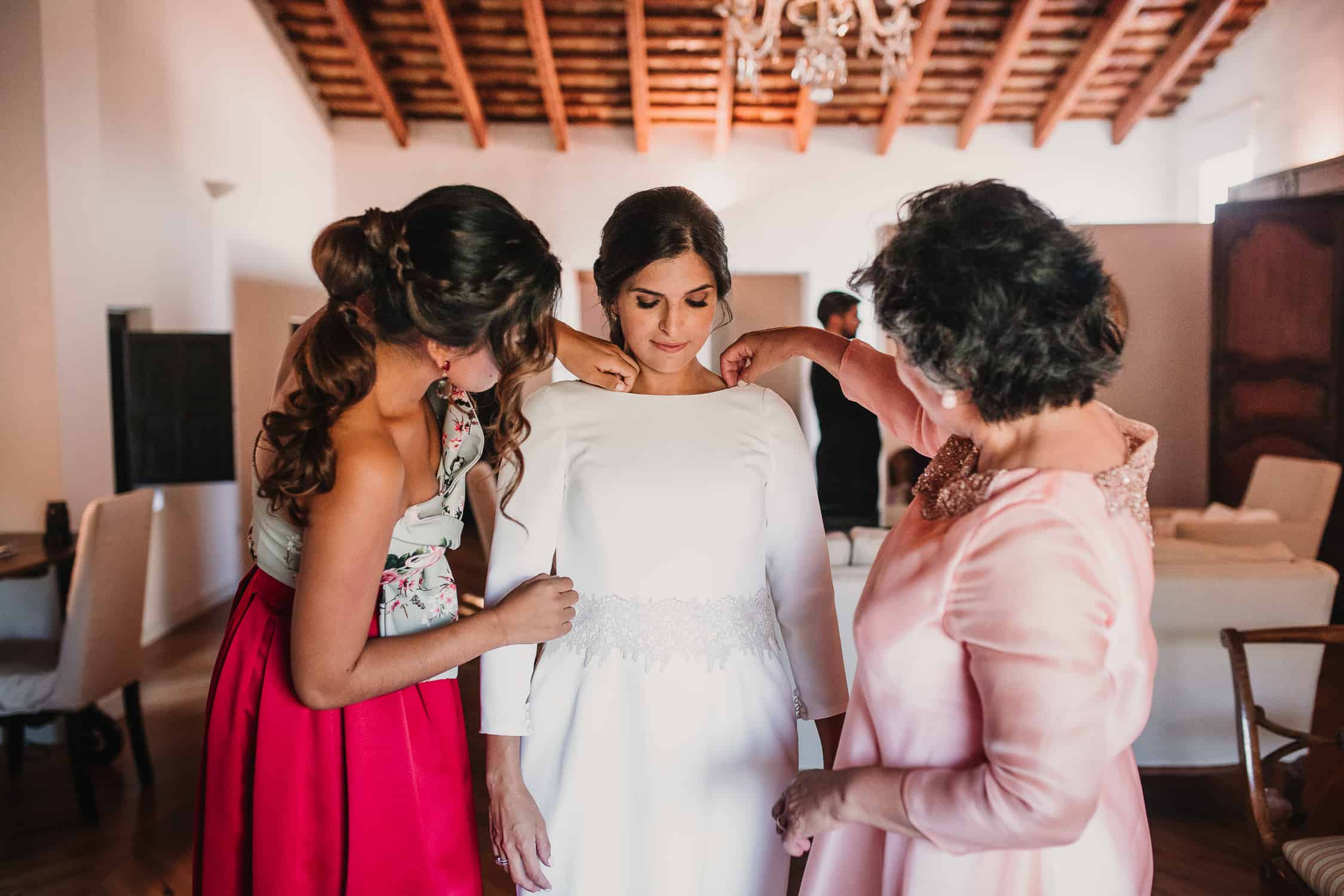 vestido recto de novia en valencia