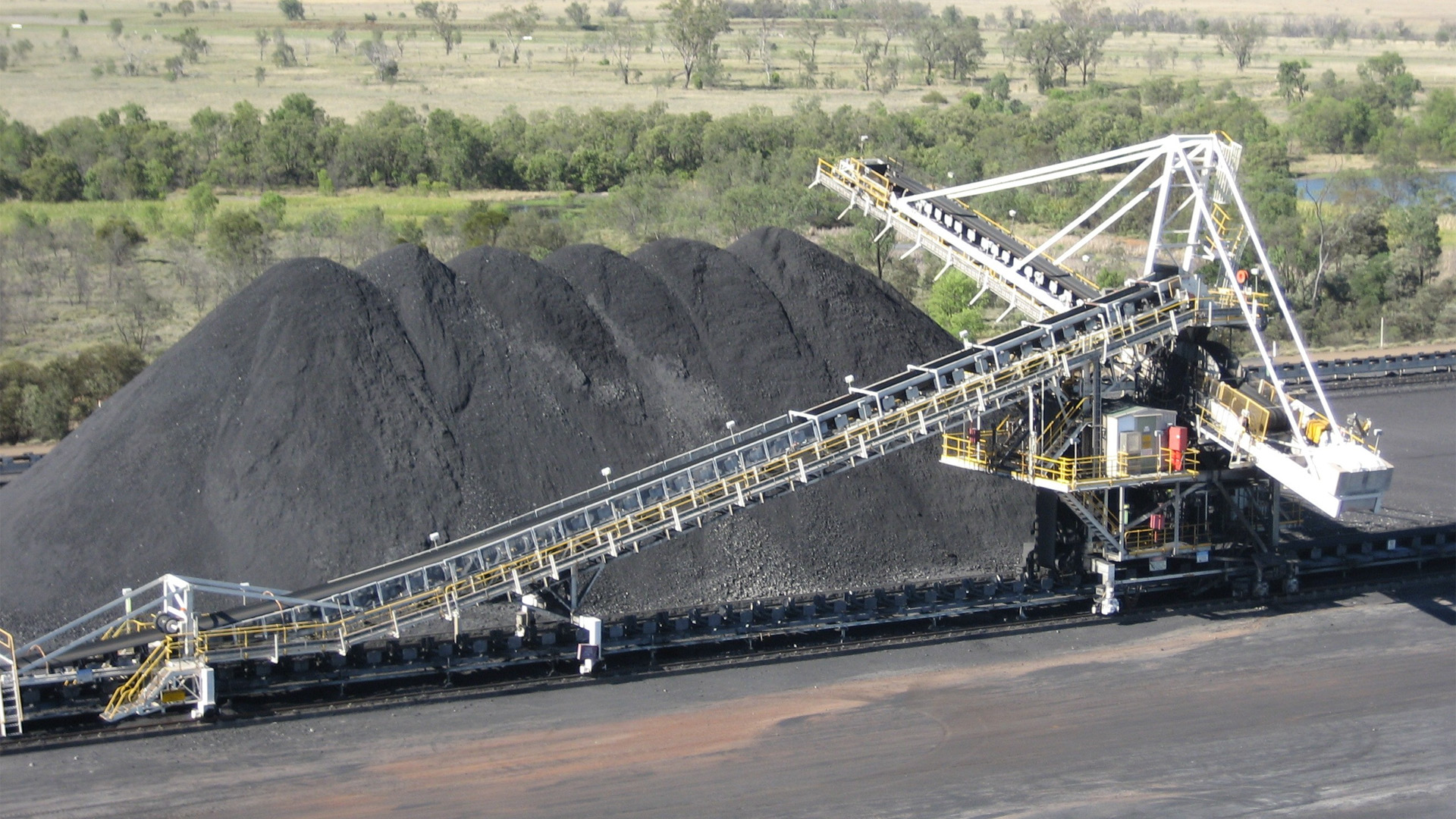 Yancoal Australia компани Kestrel нүүрсний уурхайн 80 хувийг 2.4 тэрбум ам.доллараар худалдан авна.