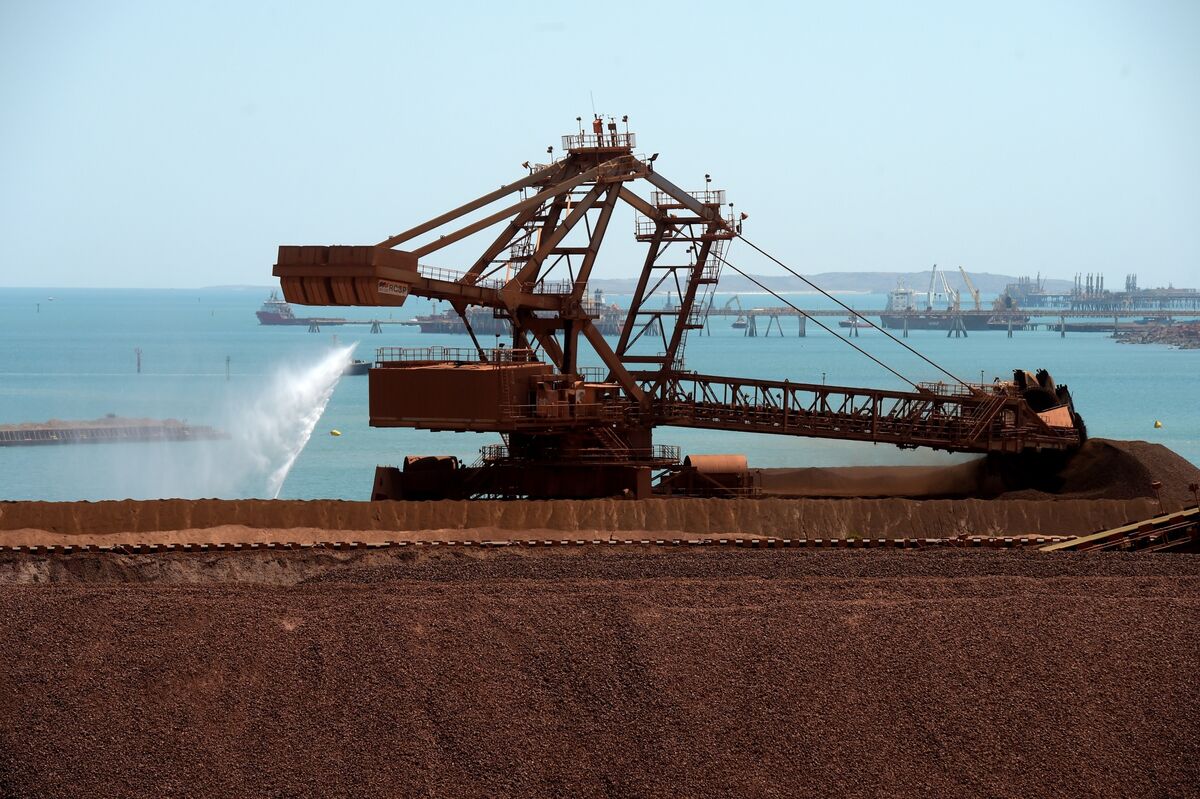 BHP-ийн арилжааны асуудал хариуцсан захирал Хятадын төмрийн хүдрийн шахалт нэмэгдсэн үед ажлаа орхино