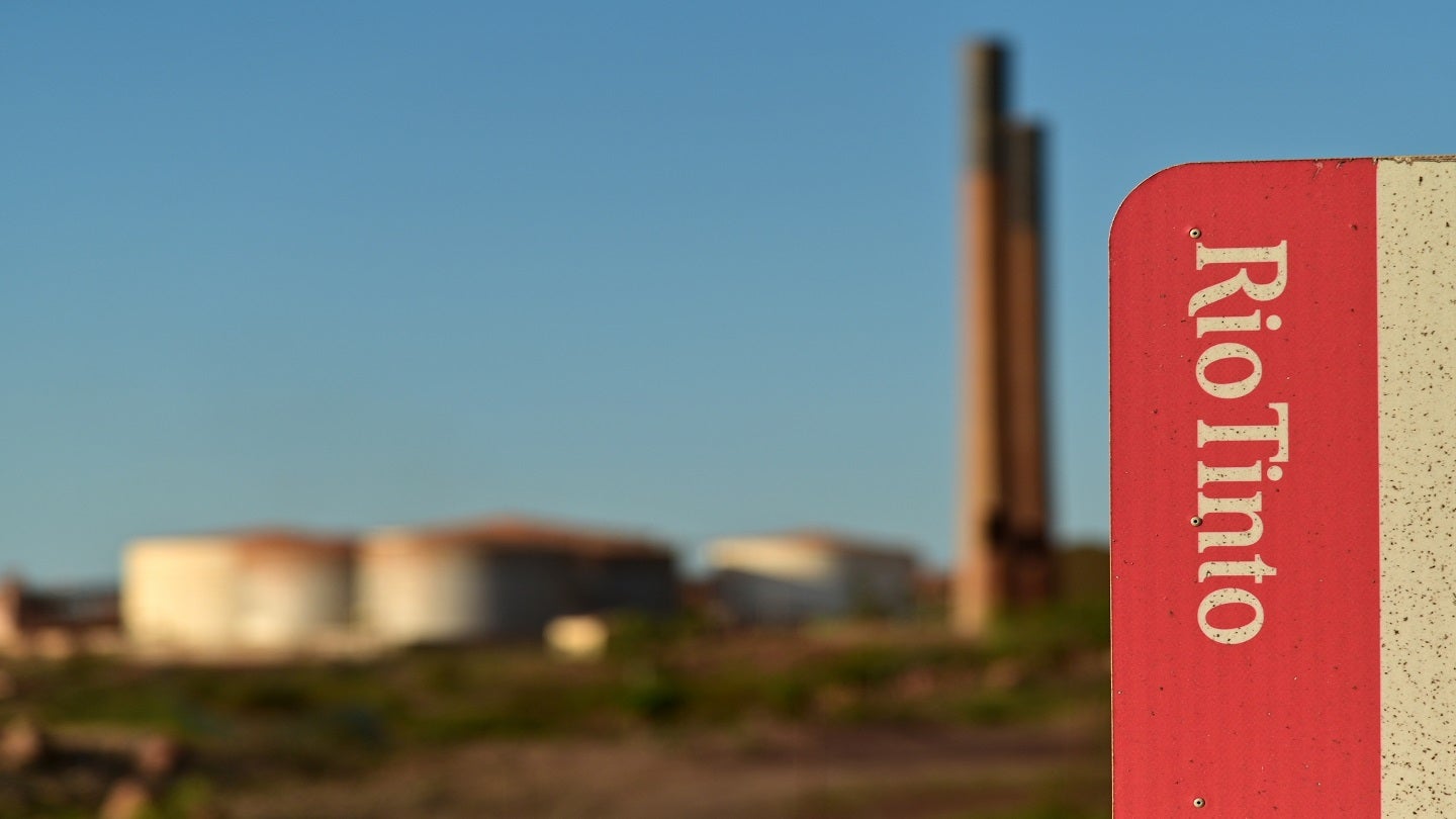 Rio Tinto металлын арилжааны бизнесээ өөрийн олборлолтоос давсан түвшинд өргөжүүлнэ