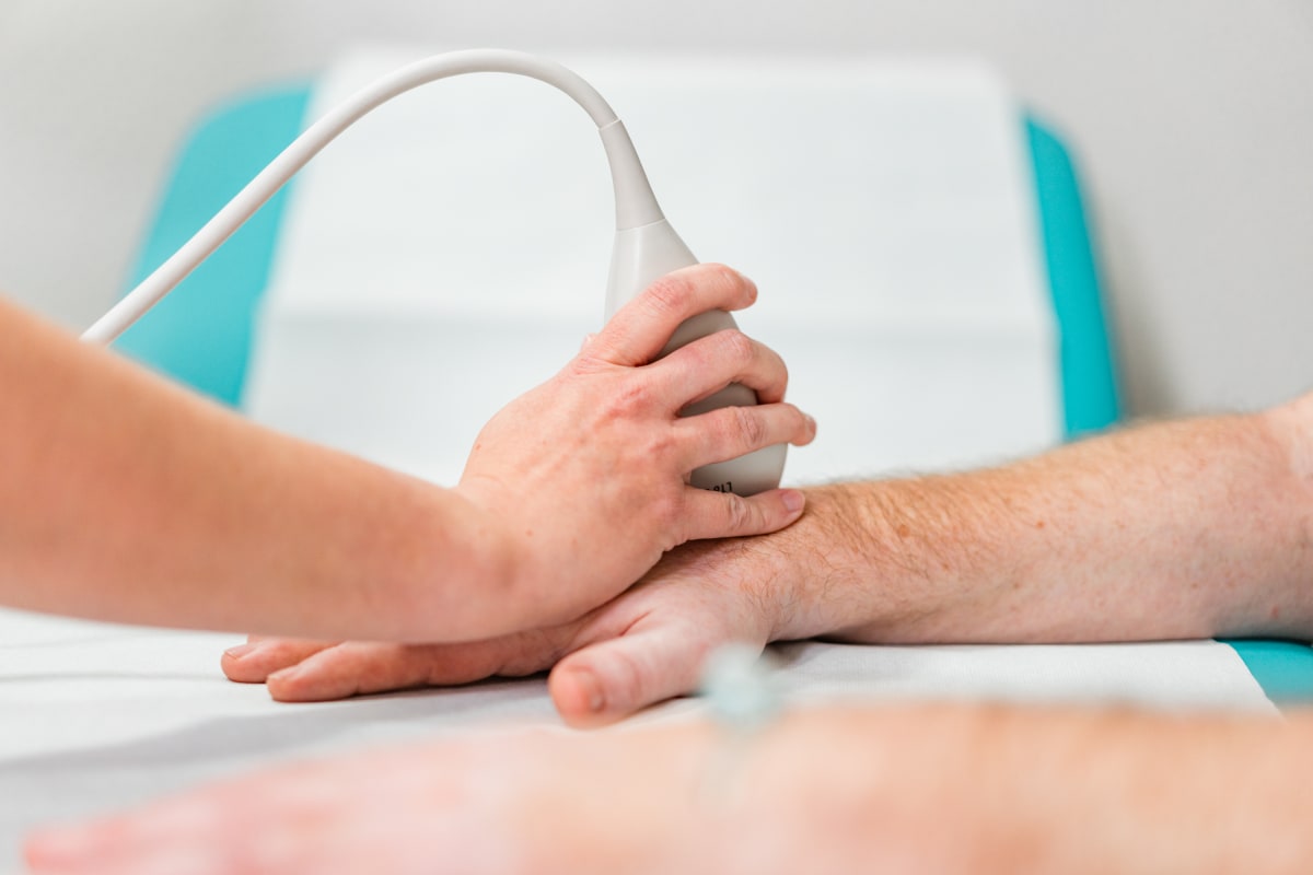 Ultraschalluntersuchung der Hand