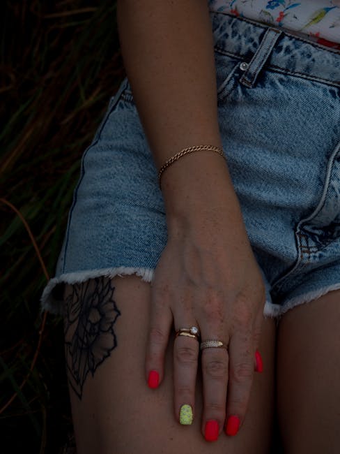 Professional summer nails design with intricate patterns - Toronto nail salon
