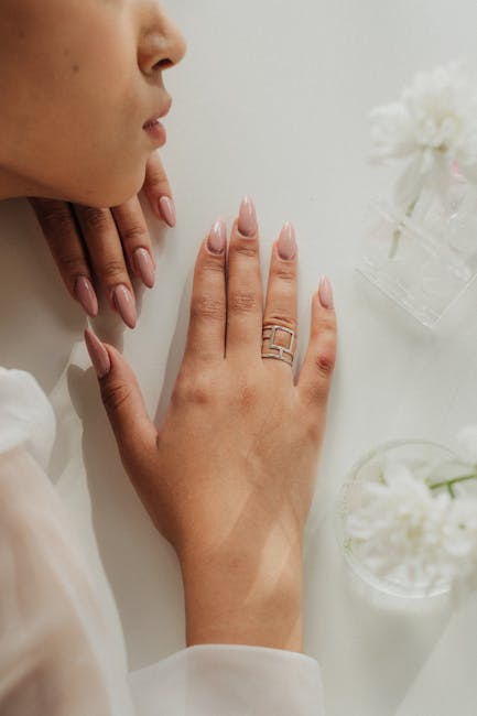 almond-nails_6