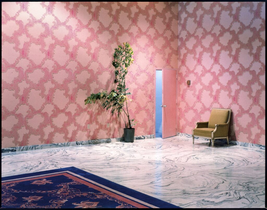 Elliott Erwitt Miami Beach, Florida, USA, 1962 Archival pigment print © Elliott Erwitt. Courtesy of the artist and Edwynn Houk Gallery, New York and Zurich