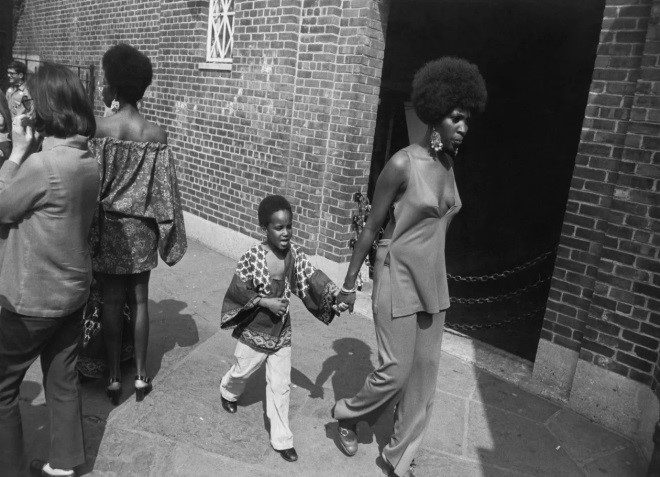 Woman are Beautiful, 1965 ©Garry Winogrand
