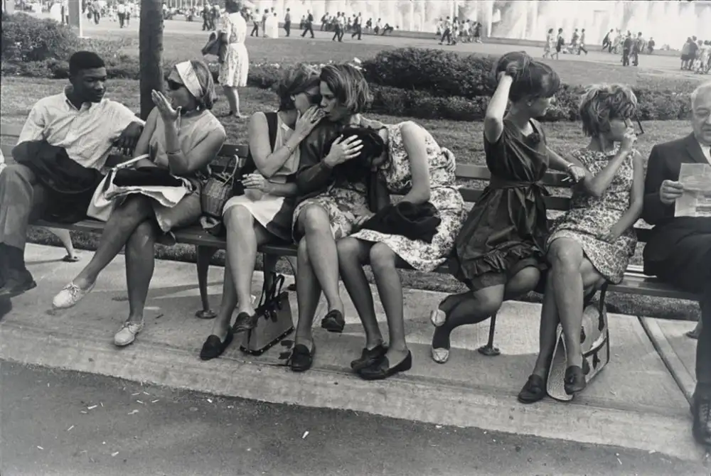 Garry Winogrand, World’s Fair, New York City, 1964. All photographs in this article copyrighted by the estate of Garry Winogrand