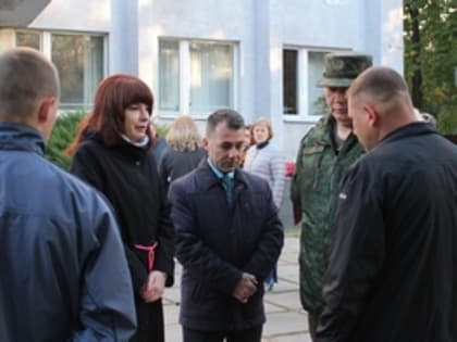 В Коврове состоялась церемония отправки земляков, подписавших контракт с Министерством обороны