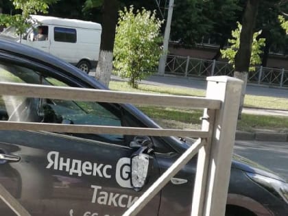 Во Владимире произошло ДТП с участием такси и автобуса