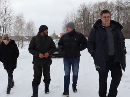 Сергей Будкин осмотрел мосты в деревнях Скоморохово и Недюрево