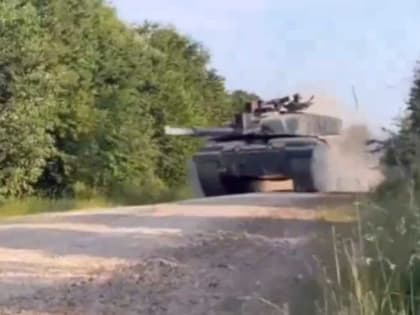 Борис Рожин: Видео с якобы танком Challenger 2 Британии в Запорожье сняли в Эстонии