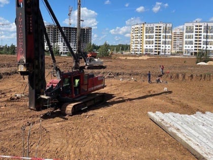 Строителям школы в городе Владимире вдвое увеличили размер аванса