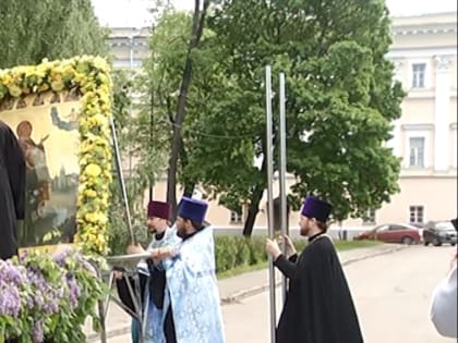 Владимирцы встретили Боголюбскую икону Богоматери