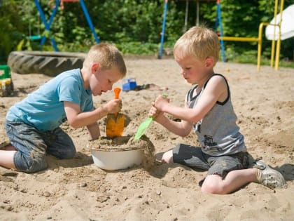 Специалисты Роспотребнадзора рассказали, какие болезни можно подхватить в песочнице