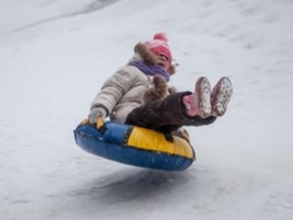 Памятка для родителей по обеспечению безопасности детей при катании с горок