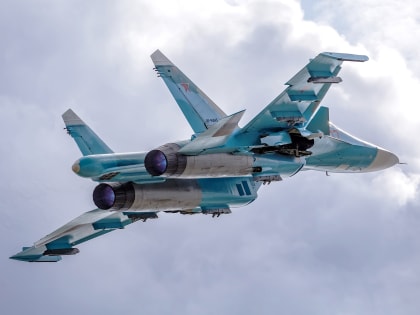 Выяснились подробности падения бомбардировщика РФ Су-34 и нескольких летательных аппаратов в Брянской области